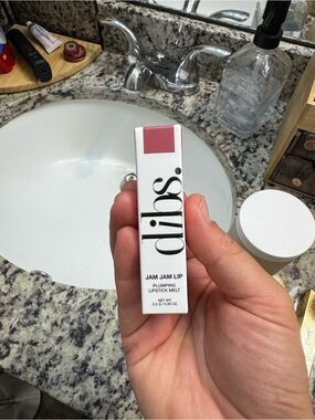 Dibs plumping lipstick melt